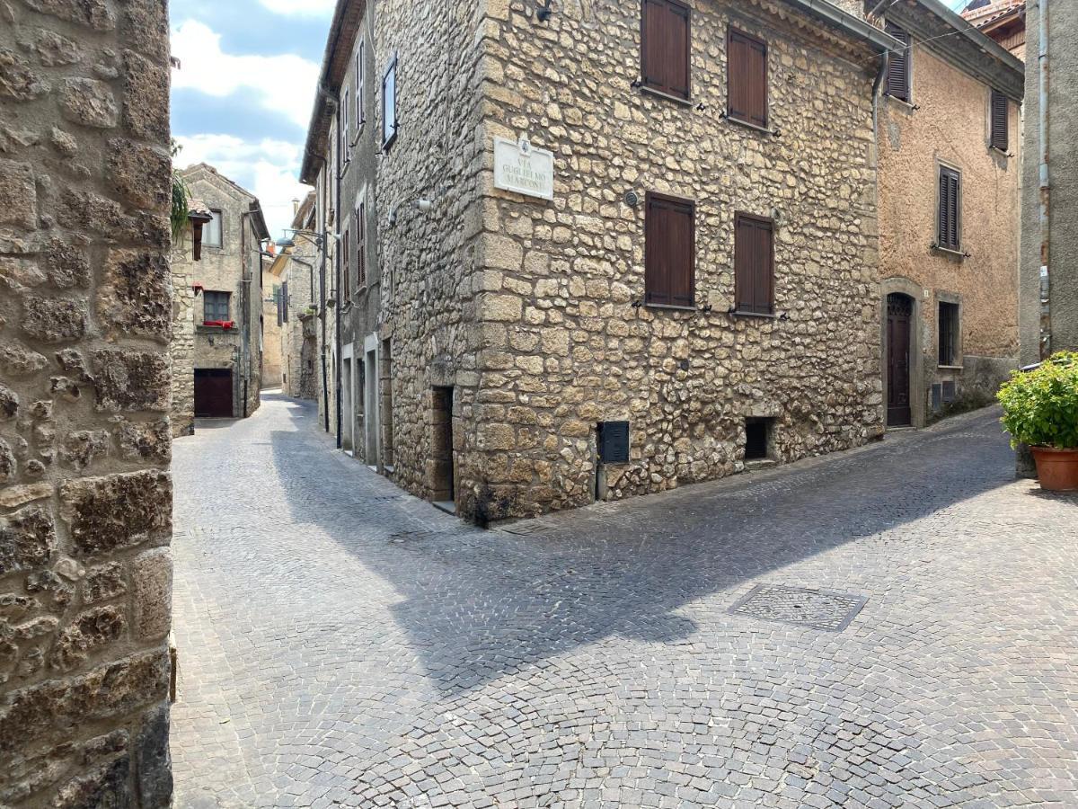 B&B Vico Suites Vico nel Lazio Екстер'єр фото